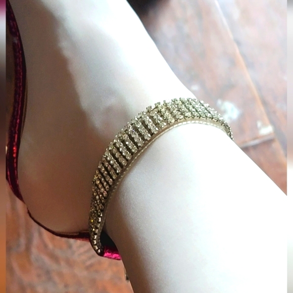 NIB Rhinestone Snakeskin Pointed Toe Heels NY&CO - Picture 5 of 15